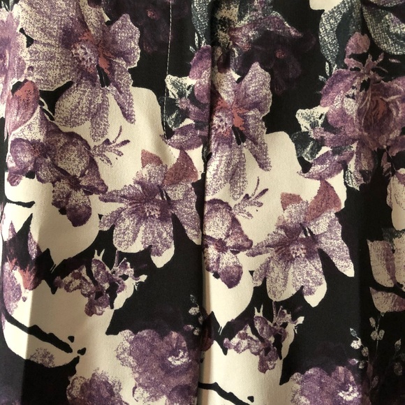 NWOT Nine West The Skinny Purple Floral Pants - Picture 7 of 8